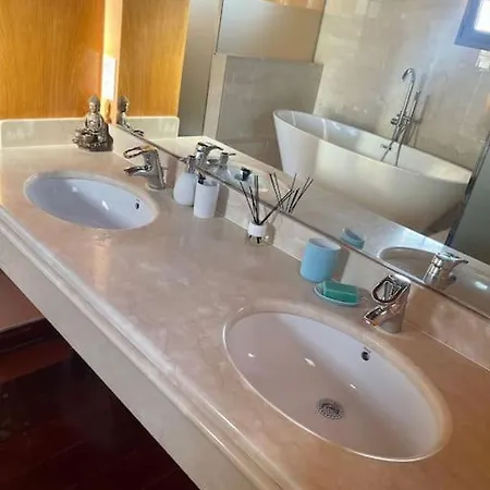 Stunning Amanecer Villa *