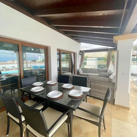 Stunning Amanecer * Corralejo