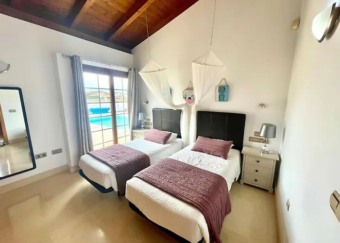 Stunning Amanecer Corralejo