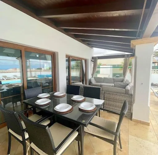 Stunning Amanecer * Corralejo